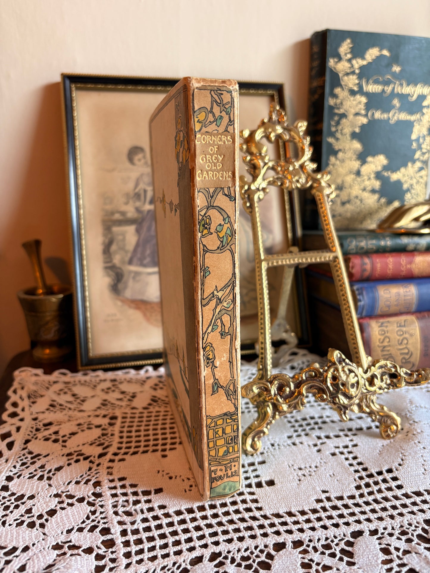 1917 Corners of Grey Old Gardens by Margaret Waterfield [Early Reprint]