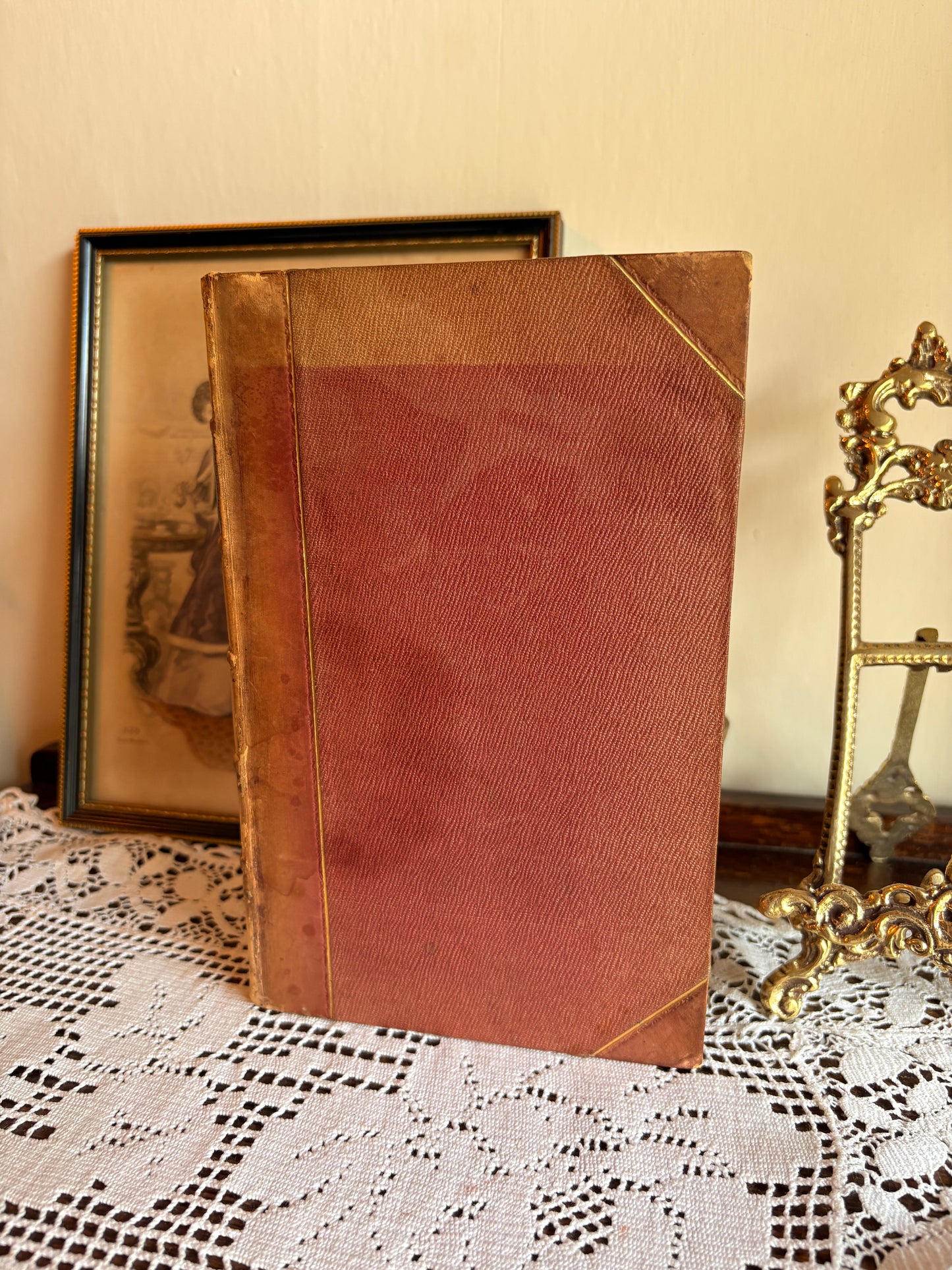 1815 The Queen's Wake: A Legendary Poem by James Hogg [Robert Munro Ferguson's Copy]