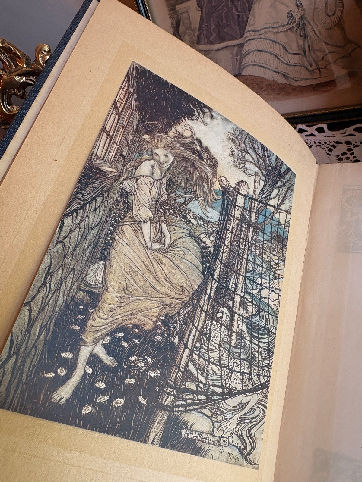 1912 Undine by De La Motte Fouque [Charlie and Shirley Watts' Copy]